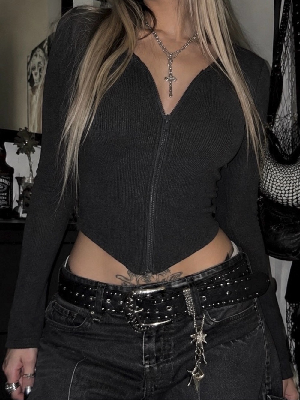 Women’s Dark Gray Zip Front Essential Stylish Edgy Long-Sleeve Top